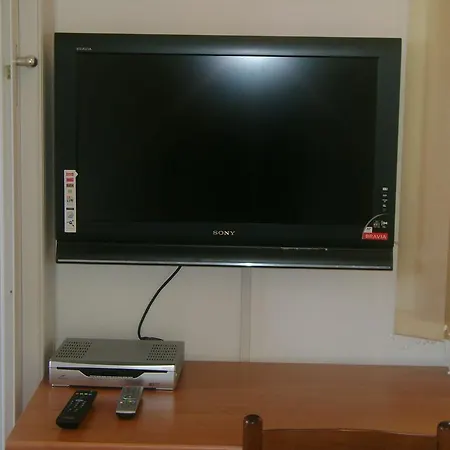 Apartment For Holidays In Pula Room photo